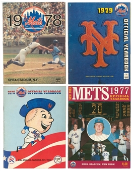 1968-1979 New York Mets Publication Lot (14) Include Yearbooks And Programs 